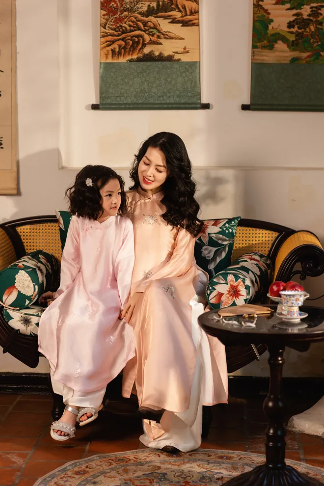 MC Hồng Nhung: Tình yêu và sự kết nối gia đình là hồi môn lớn nhất cho con- Ảnh 8.