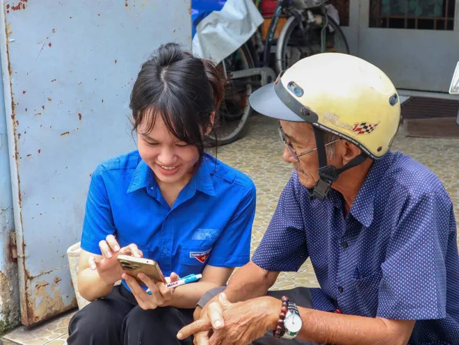Từ "Bình dân học vụ số" đến bước đột phá về chuyển đổi số - Ảnh 10.