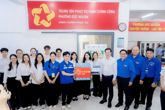 Từ "Bình dân học vụ số" đến bước đột phá về chuyển đổi số - Ảnh 6.