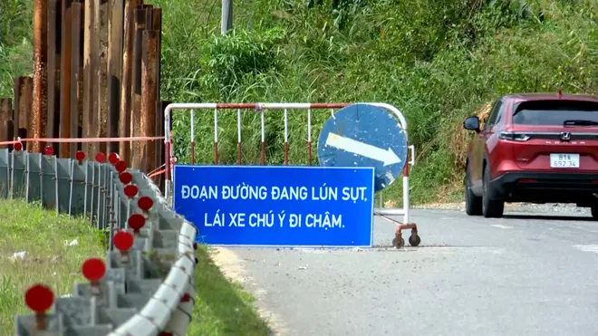 Đèo Khánh Lê chạy đua thông tuyến trước mùa mưa- Ảnh 3. Đèo Khánh Lê chạy đua thông tuyến trước mùa mưa- Ảnh 3.
