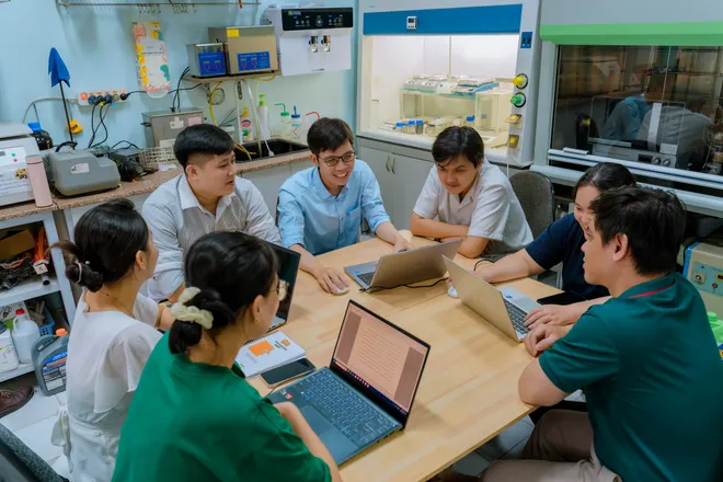 Tuổi trẻ TP Hồ Chí Minh học theo Bác, viết tiếp những câu chuyện đẹp - Ảnh 12.