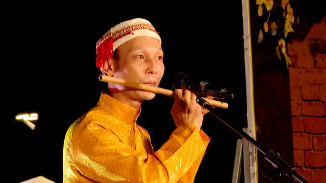 Về miền Di sản Chăm: Thanh âm di sản giữa không gian biển Khánh Hòa- Ảnh 3. Về miền Di sản Chăm: Thanh âm di sản giữa không gian biển Khánh Hòa- Ảnh 3.