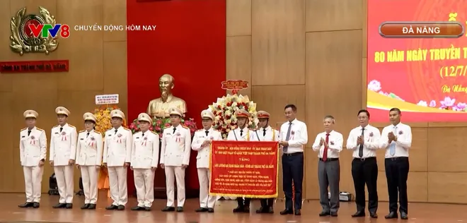 Công an thành phố Đà Nẵng tổ chức Lễ kỷ niệm 80 năm Ngày truyền thống lực lượng An ninh nhân dân- Ảnh 5. Công an thành phố Đà Nẵng tổ chức Lễ kỷ niệm 80 năm Ngày truyền thống lực lượng An ninh nhân dân- Ảnh 5.