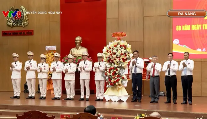 Công an thành phố Đà Nẵng tổ chức Lễ kỷ niệm 80 năm Ngày truyền thống lực lượng An ninh nhân dân- Ảnh 7. Công an thành phố Đà Nẵng tổ chức Lễ kỷ niệm 80 năm Ngày truyền thống lực lượng An ninh nhân dân- Ảnh 7.