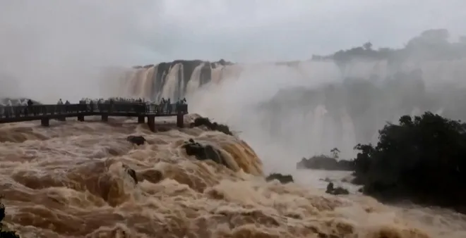 Chi&ecirc;m ngưỡng kỳ quan thi&ecirc;n nhi&ecirc;n th&aacute;c Iguazu ở Nam Mỹ- Ảnh 3.