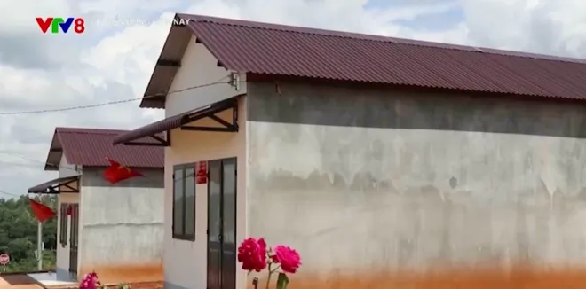 Sức sống mới ở điểm dân cư biên giới phía Tây- Ảnh 2. Sức sống mới ở điểm dân cư biên giới phía Tây- Ảnh 2.