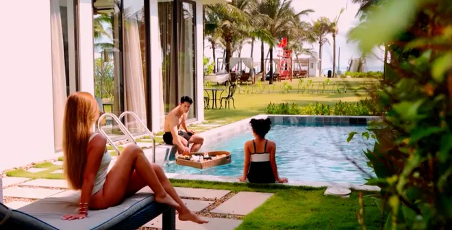 Kết nối VTV8 tuần 6.7 - 12.7: Côn Đảo chuyển mình với chiến lược "du lịch giá trị cao - tác động thấp" - Ảnh 9. Kết nối VTV8 tuần 6.7 - 12.7: Côn Đảo chuyển mình với chiến lược "du lịch giá trị cao - tác động thấp" - Ảnh 9.