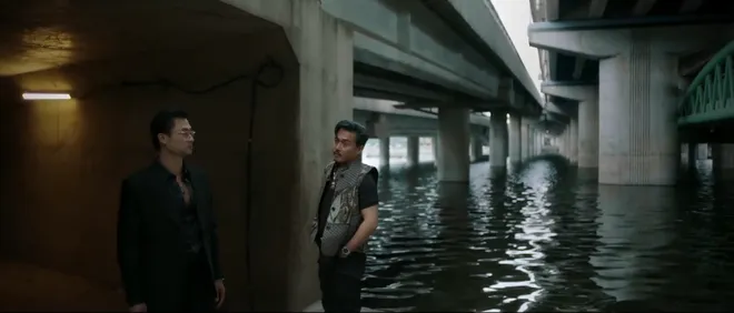 Lửa trắng - Tập 7: Tr&ugrave;m ma t&uacute;y bị "hớt" chuyến h&agrave;ng lớn, Cương đen bị đe dọa - Ảnh 2.