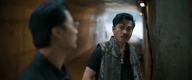 Lửa trắng - Tập 7: Tr&ugrave;m ma t&uacute;y bị "hớt" chuyến h&agrave;ng lớn, Cương đen bị đe dọa - Ảnh 6.