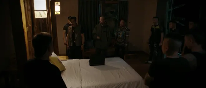 Lửa trắng - Tập 7: Tr&ugrave;m ma t&uacute;y bị "hớt" chuyến h&agrave;ng lớn, Cương đen bị đe dọa - Ảnh 10.