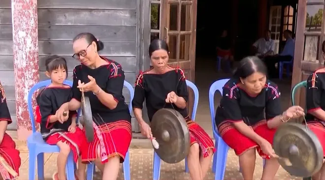 Hồn chi&ecirc;ng nơi đại ng&agrave;n: Mạch nguồn g&igrave;n giữ v&agrave; tiếp nối giữa l&ograve;ng T&acirc;y Nguy&ecirc;n- Ảnh 4.