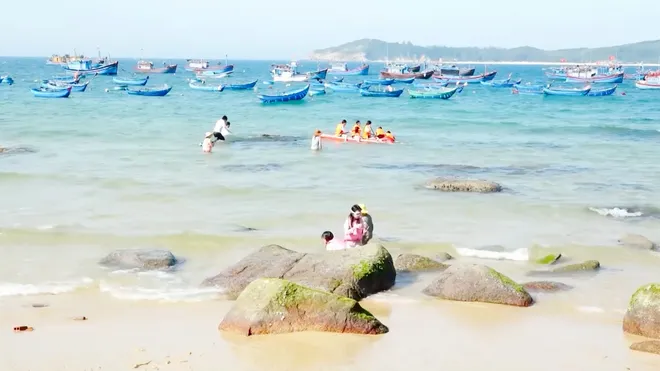 Phát triển du lịch làng biển bền vững: Đừng để “hạt sạn” nhỏ làm mất lòng khách- Ảnh 12. Phát triển du lịch làng biển bền vững: Đừng để “hạt sạn” nhỏ làm mất lòng khách- Ảnh 12.