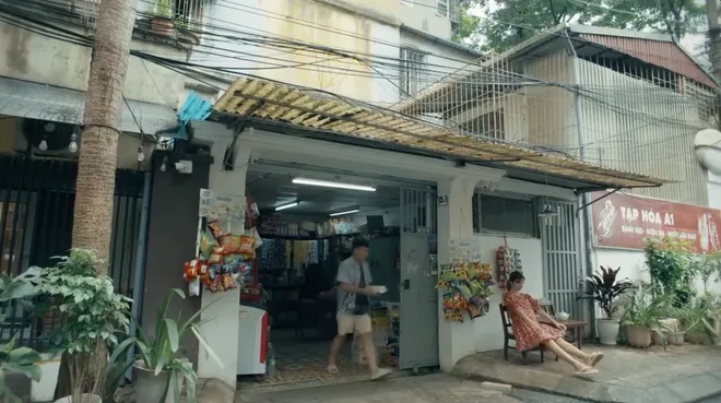 Dưới ô cửa sáng đèn - Tập 27: Sinh giận lẫy khi thấy Diệu đi với Sơn, sau đó lại nhắn tin xin lỗi - Ảnh 5.