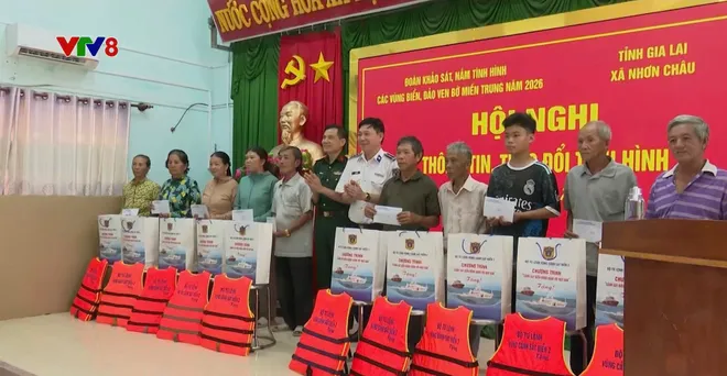Nhiều hoạt động tri ân thăm hỏi ngư dân tại các đảo tiền tiêu- Ảnh 4. Nhiều hoạt động tri ân thăm hỏi ngư dân tại các đảo tiền tiêu- Ảnh 4.