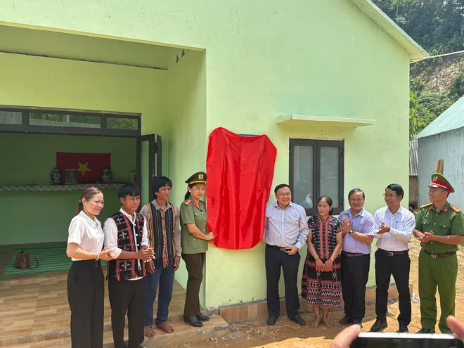 Cảng h&agrave;ng kh&ocirc;ng Chu Lai chung tay x&acirc;y dựng nh&agrave; t&igrave;nh nghĩa: Lan tỏa tr&aacute;ch nhiệm v&igrave; cộng đồng- Ảnh 12.