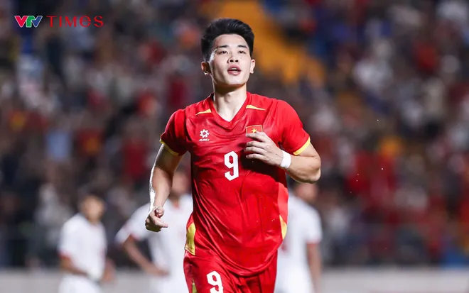 Việt Nam 4-0 Myanmar: Xuân Son mở màn, Đình Bắc chốt hạ trong màn tổng duyệt hoàn hảo- Ảnh 8. Việt Nam 4-0 Myanmar: Xuân Son mở màn, Đình Bắc chốt hạ trong màn tổng duyệt hoàn hảo- Ảnh 8.