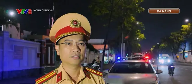 Đà Nẵng: Nâng cao ý thức người nước ngoài tham gia giao thông- Ảnh 16. Đà Nẵng: Nâng cao ý thức người nước ngoài tham gia giao thông- Ảnh 16.