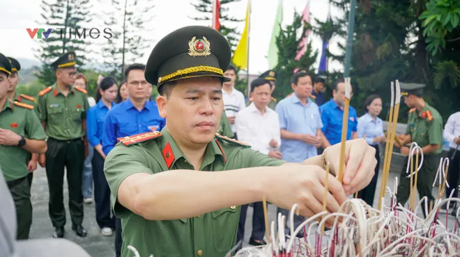 “Hành trình tri ân” năm 2026: Trao yêu thương, tiếp nối truyền thống “Uống nước nhớ nguồn” - Ảnh 10.
