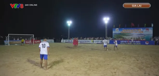 Khai mạc giải b&oacute;ng đ&aacute; b&atilde;i biển v&ocirc; địch quốc gia 2026- Ảnh 4.