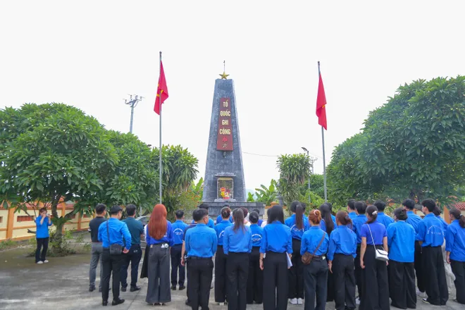 Lan tỏa truyền thống "Uống nước nhớ nguồn" tại Ninh B&igrave;nh - Ảnh 7.