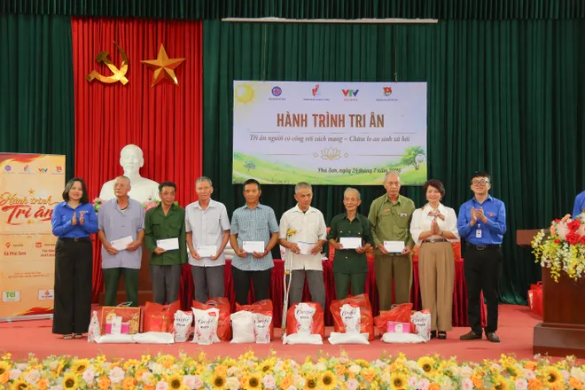 Tuổi trẻ lan tỏa tinh thần sẻ chia và trách nhiệm với cộng đồng - Ảnh 14.