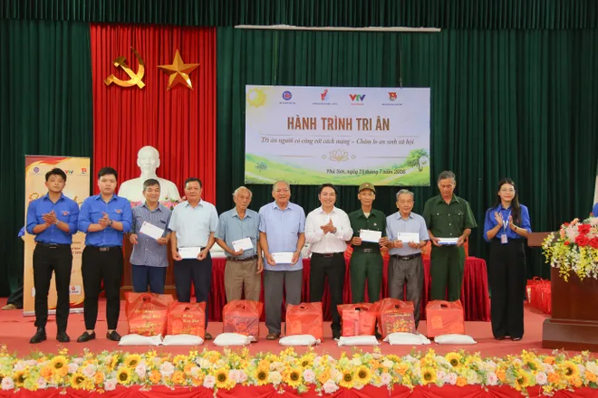 Tuổi trẻ lan tỏa tinh thần sẻ chia và trách nhiệm với cộng đồng - Ảnh 15.