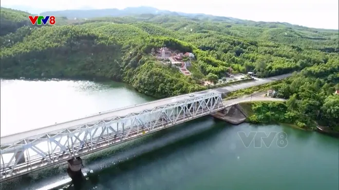 Bến phà Long Đại: Từ 'Tọa độ lửa' đến màu xanh hòa bình- Ảnh 5. Bến phà Long Đại: Từ 'Tọa độ lửa' đến màu xanh hòa bình- Ảnh 5.