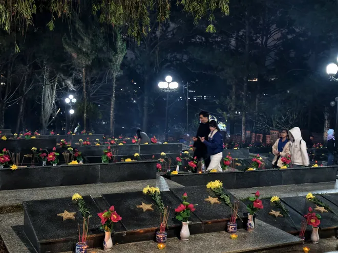 "Trường Sơn Đ&ocirc;ng gọi Trường Sơn T&acirc;y": Bản h&ugrave;ng ca tri &acirc;n rực s&aacute;ng giữa đại ng&agrave;n L&acirc;m Đồng- Ảnh 16.