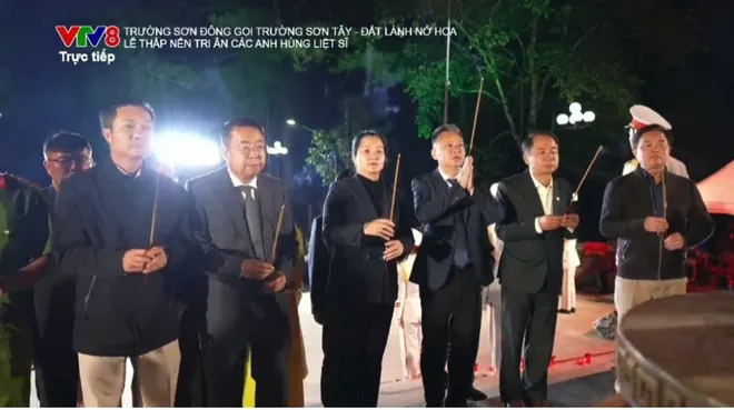 "Trường Sơn Đ&ocirc;ng gọi Trường Sơn T&acirc;y": Bản h&ugrave;ng ca tri &acirc;n rực s&aacute;ng giữa đại ng&agrave;n L&acirc;m Đồng- Ảnh 3.