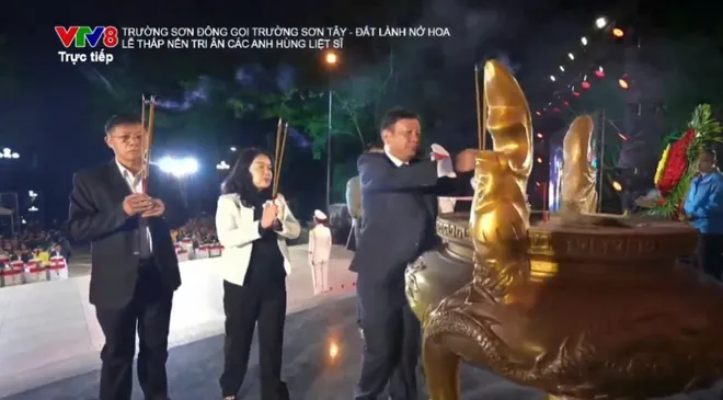 "Trường Sơn Đ&ocirc;ng gọi Trường Sơn T&acirc;y": Bản h&ugrave;ng ca tri &acirc;n rực s&aacute;ng giữa đại ng&agrave;n L&acirc;m Đồng- Ảnh 2.