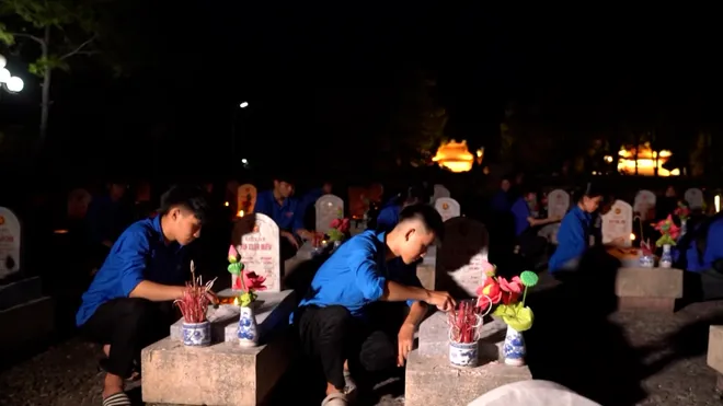 Ngọn nến tri &acirc;n tiếp nối mạch nguồn y&ecirc;u nước tại Quảng Trị- Ảnh 6.
