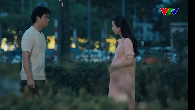 Dưới ô cửa sáng đèn - Tập cuối: Sinh cứu mạng Diệu trong lúc nguy cấp- Ảnh 26.