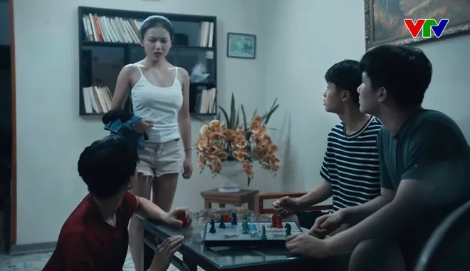 Dưới ô cửa sáng đèn - Tập cuối: Sinh cứu mạng Diệu trong lúc nguy cấp- Ảnh 32.