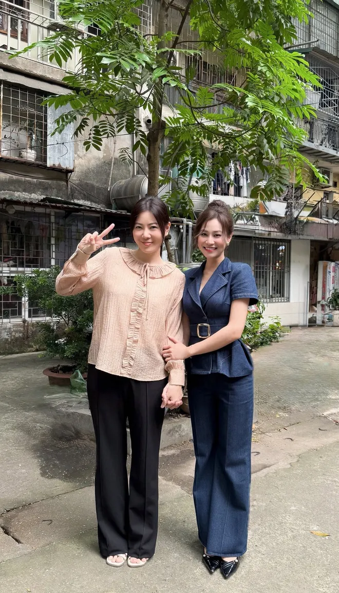 Loạt ảnh gây thương nhớ ở hậu trường Dưới ô cửa sáng đèn- Ảnh 16.