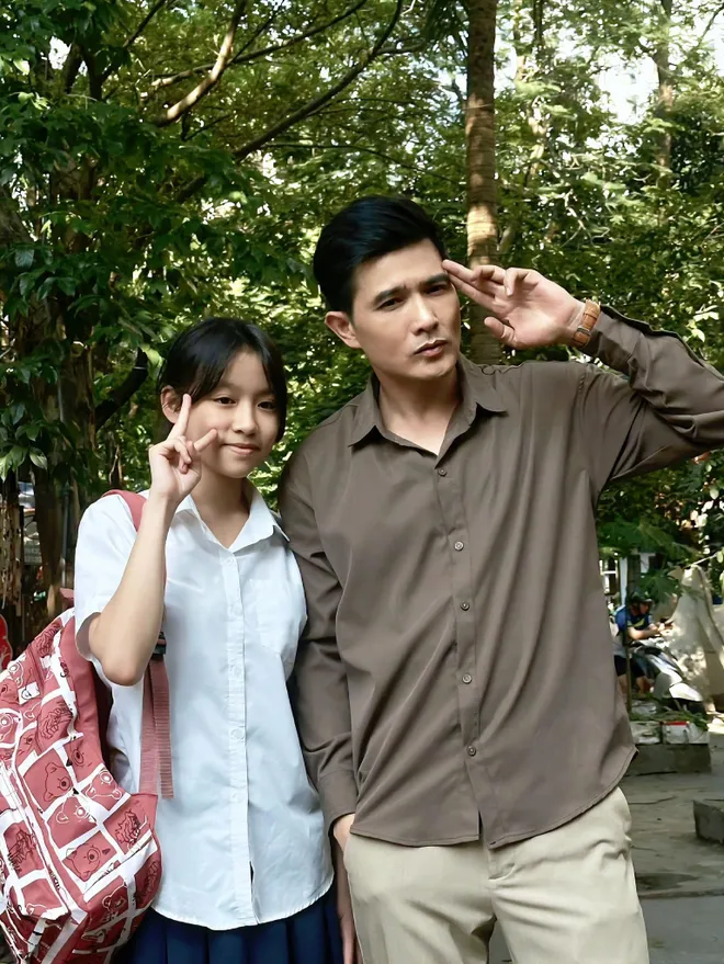 Loạt ảnh gây thương nhớ ở hậu trường Dưới ô cửa sáng đèn- Ảnh 15.