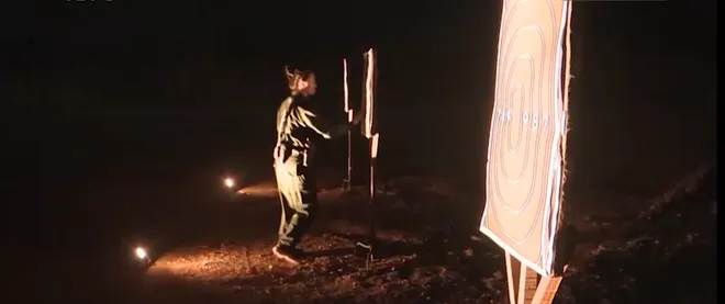 Lần đầu tiên thi đấu bắn súng quân dụng ban đêm tại Hội thao Công an nhân dân- Ảnh 5. Lần đầu tiên thi đấu bắn súng quân dụng ban đêm tại Hội thao Công an nhân dân- Ảnh 5.