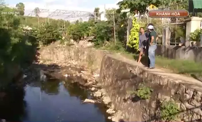 Khánh Hòa yêu cầu xử lý nước rỉ rác khu vực Bắc Nha Trang- Ảnh 2. Khánh Hòa yêu cầu xử lý nước rỉ rác khu vực Bắc Nha Trang- Ảnh 2.