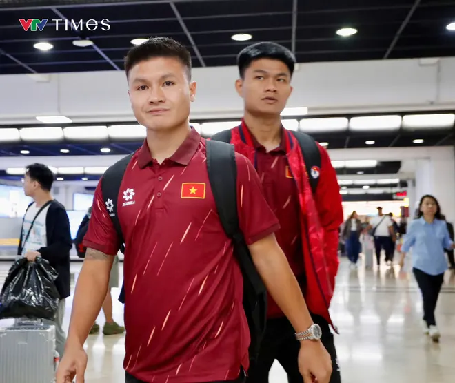 ĐT Việt Nam đến Indonesia trong sự chào đón nồng hậu, sẵn sàng cho trận "chung kết sớm" ASEAN Cup 2026- Ảnh 2. ĐT Việt Nam đến Indonesia trong sự chào đón nồng hậu, sẵn sàng cho trận "chung kết sớm" ASEAN Cup 2026- Ảnh 2.