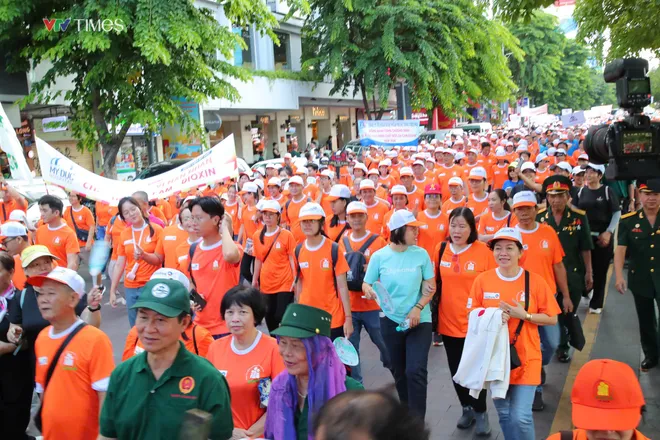 TP Hồ Chí Minh: 5.000 người đồng hành đi bộ "Vì nạn nhân chất độc da cam"- Ảnh 9.