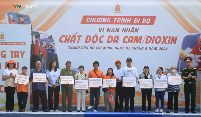 TP Hồ Chí Minh: 5.000 người đồng hành đi bộ "Vì nạn nhân chất độc da cam"- Ảnh 2.