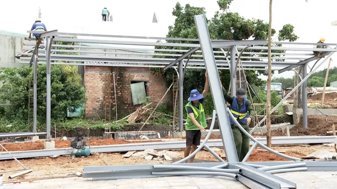 Quảng Ngãi: Các trường liên cấp vùng biên "tăng tốc" về đích trước năm học mới- Ảnh 1. Quảng Ngãi: Các trường liên cấp vùng biên "tăng tốc" về đích trước năm học mới- Ảnh 1.