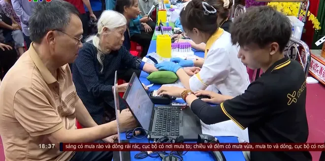 Hà Tĩnh hoàn thành lấy mẫu ADN liệt sĩ trước mùa mưa- Ảnh 3. Hà Tĩnh hoàn thành lấy mẫu ADN liệt sĩ trước mùa mưa- Ảnh 3.