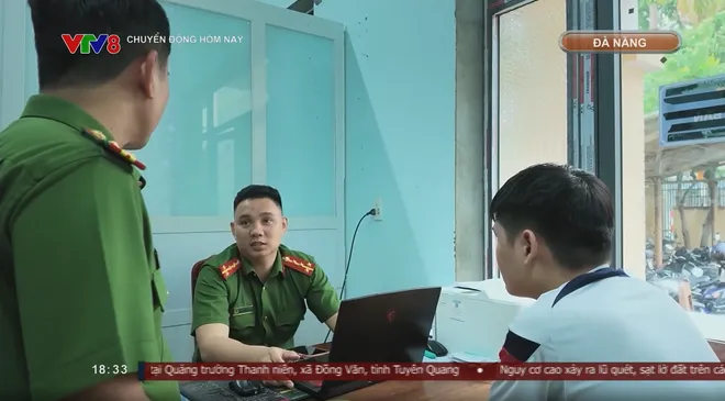 Cao điểm kiểm tra ma túy: Công an Đà Nẵng đồng loạt ra quân từ rạng sáng- Ảnh 3. Cao điểm kiểm tra ma túy: Công an Đà Nẵng đồng loạt ra quân từ rạng sáng- Ảnh 3.