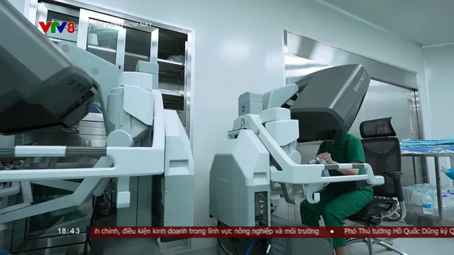 Phẫu thuật bằng robot: Bước tiến mới trong điều trị ung thư tại Việt Nam- Ảnh 5. Phẫu thuật bằng robot: Bước tiến mới trong điều trị ung thư tại Việt Nam- Ảnh 5.