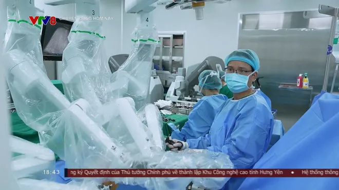 Phẫu thuật bằng robot: Bước tiến mới trong điều trị ung thư tại Việt Nam- Ảnh 4. Phẫu thuật bằng robot: Bước tiến mới trong điều trị ung thư tại Việt Nam- Ảnh 4.
