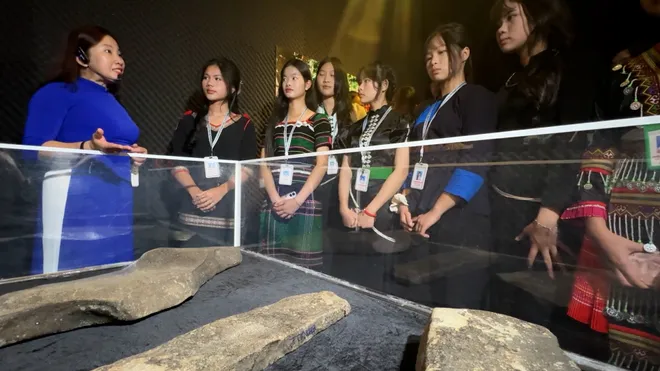 Âm thanh đại ngàn sống động trong không gian nghệ thuật tương tác- Ảnh 3. Âm thanh đại ngàn sống động trong không gian nghệ thuật tương tác- Ảnh 3.
