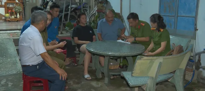 Chiến dịch "Mùa hè số cùng VNeID": Nhịp cầu đưa người dân làm chủ công nghệ số- Ảnh 3. Chiến dịch "Mùa hè số cùng VNeID": Nhịp cầu đưa người dân làm chủ công nghệ số- Ảnh 3.