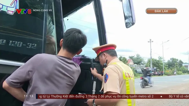 Xe khách thiếu thiết bị an toàn, Đắk Lắk xử lý 15 trường hợp trong một tuần- Ảnh 5. Xe khách thiếu thiết bị an toàn, Đắk Lắk xử lý 15 trường hợp trong một tuần- Ảnh 5.