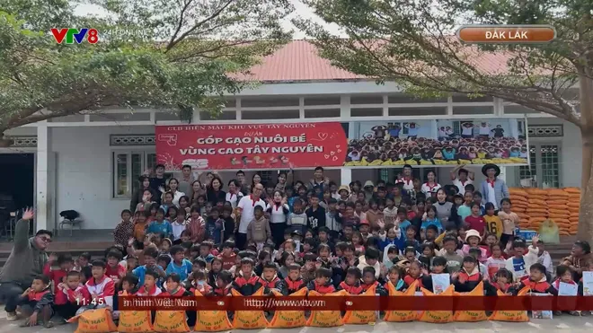 Ho&agrave;ng C&ocirc;ng Minh v&agrave; h&agrave;nh tr&igrave;nh 14 năm kết nối những nghĩa cử y&ecirc;u thương- Ảnh 8.