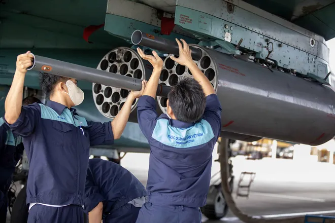 Không quân Việt Nam hoàn thành xuất sắc đợt diễn tập bắn, ném bom đạn thật tại Gia Lai - Ảnh 10.